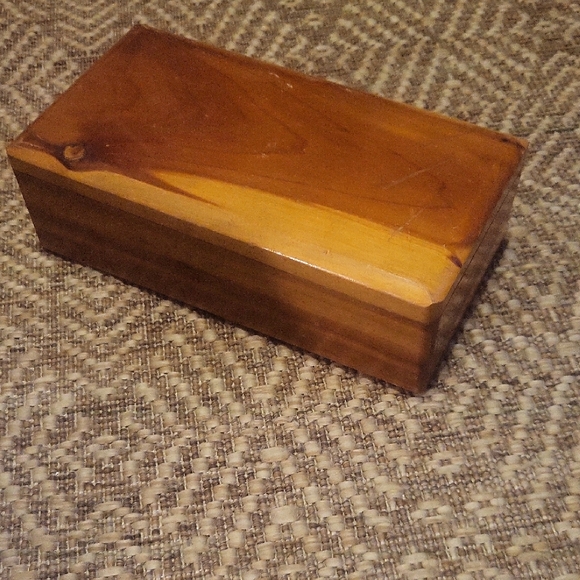 Cedar Storage Box - Picture 1 of 5